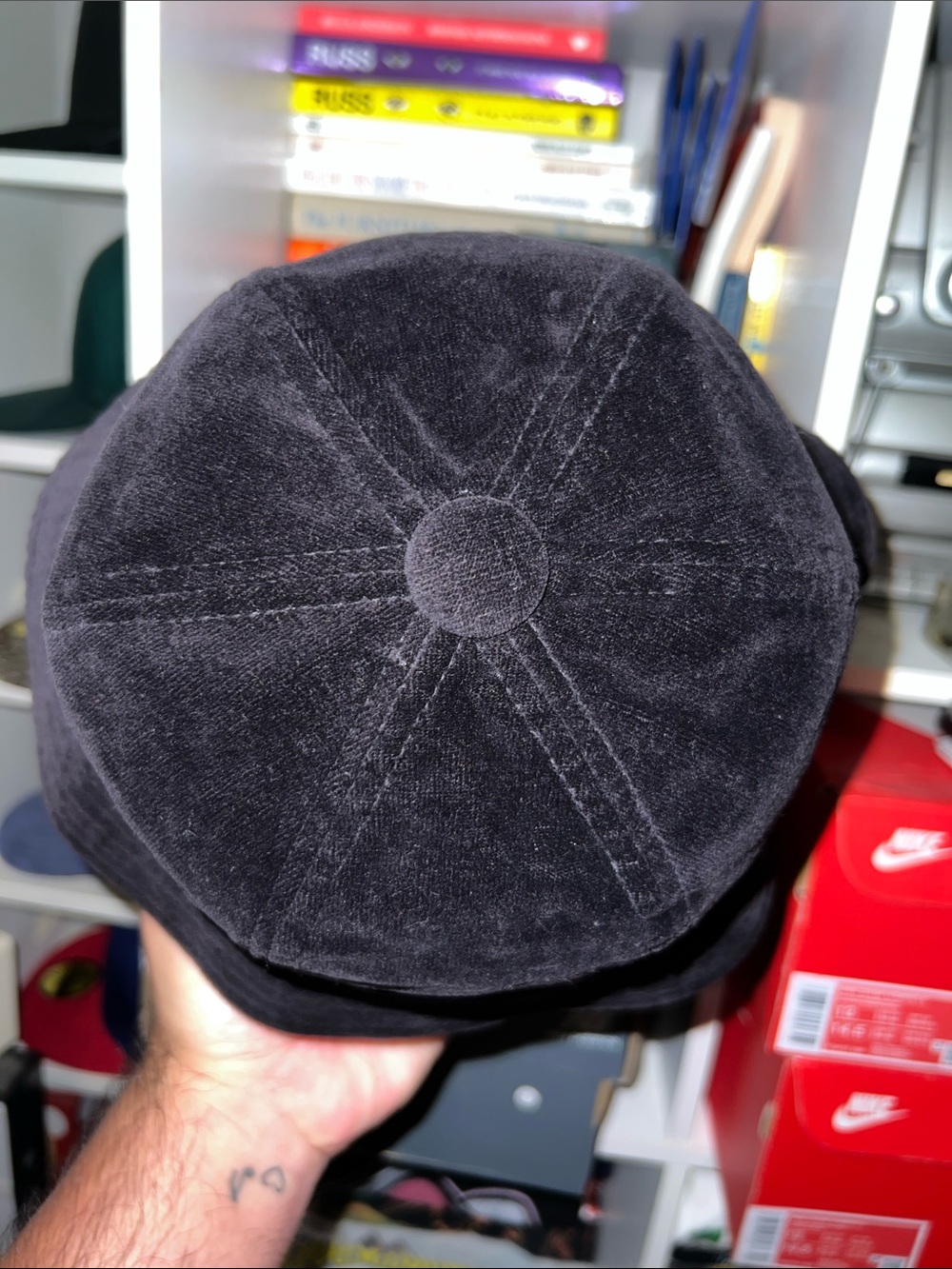 2000’s P Miller Black Velvet Bucket Hat - Picture 2 of 4
